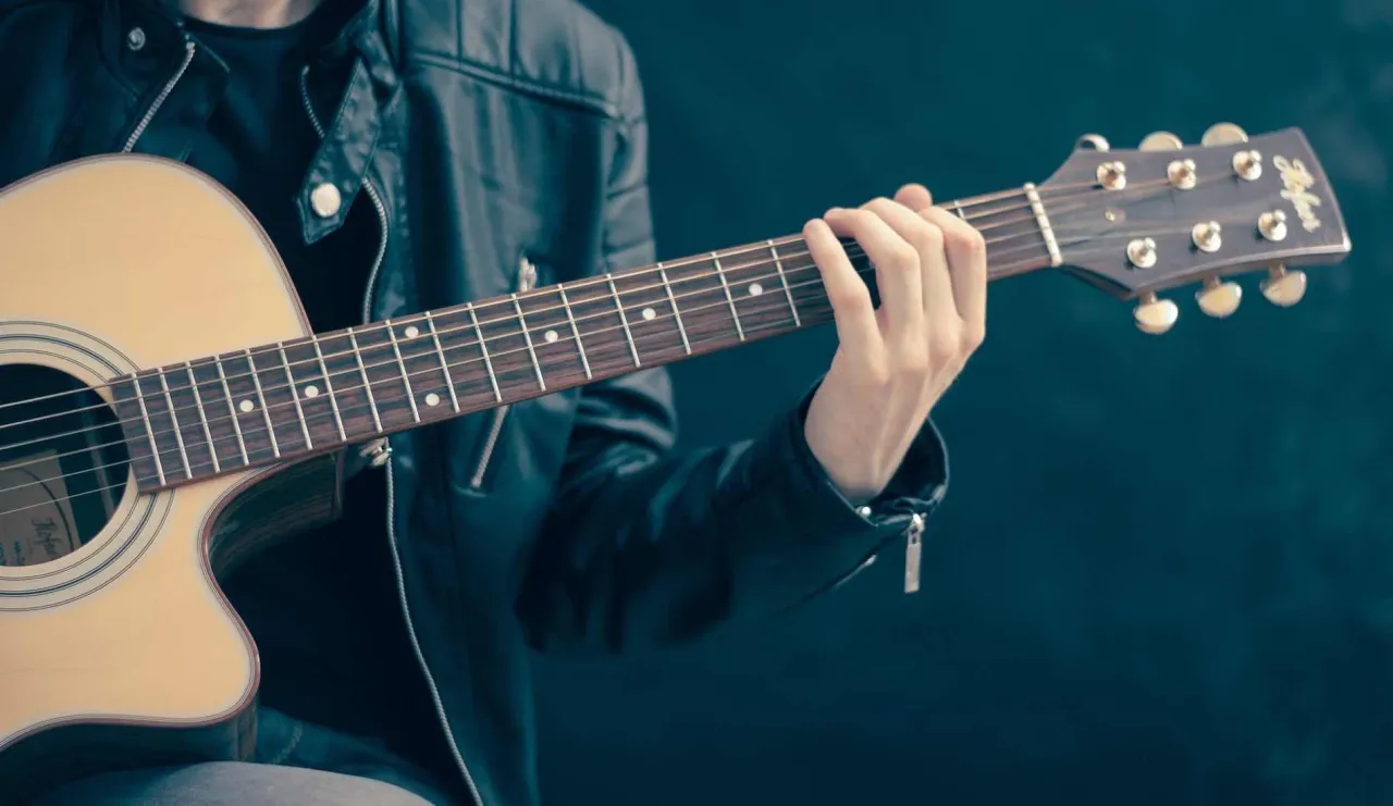 Man playing guitar